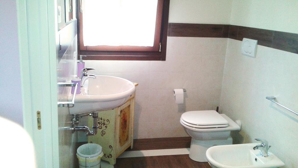B&B "Corte San Tomaso" Леньяґо Номер фото