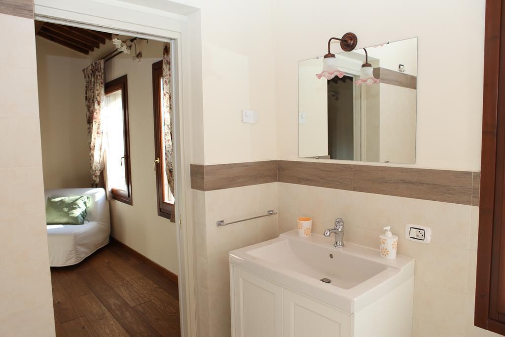 B&B "Corte San Tomaso" Леньяґо Номер фото
